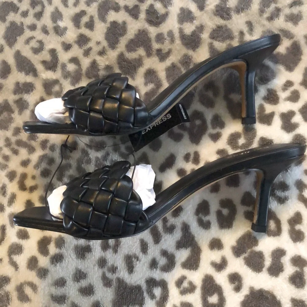 Express Black Quilted Slide Heeled Sandal Size 9